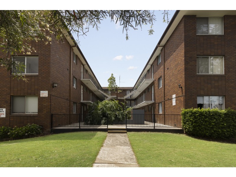 9/9-11 Santley Crescent, Kingswood NSW 2747