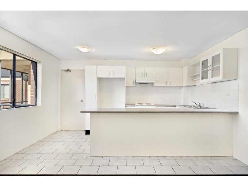 24/25-27 Kildare Road, Blacktown NSW 2148