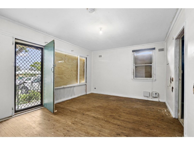 11 Clayton Street, Blacktown NSW 2148