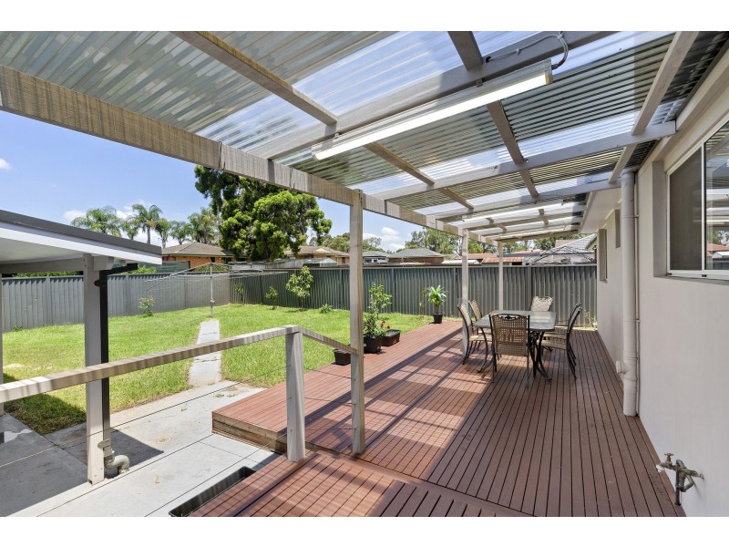 12 Falmouth Road, Quakers Hill NSW 2763