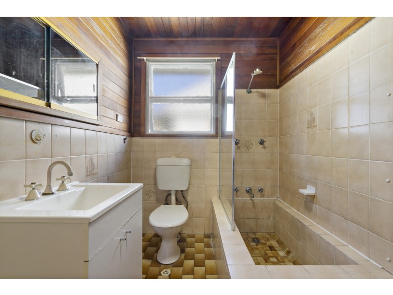 14 Dagmar Crescent, Blacktown NSW 2148