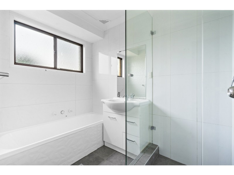 2 Oulton Street, Prospect NSW 2148