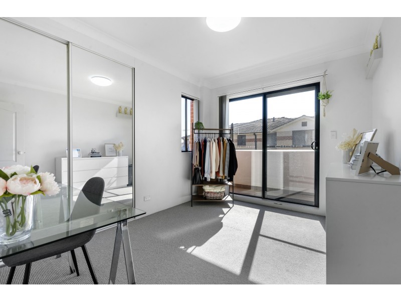 21/20-22 Clifton Street, Blacktown NSW 2148