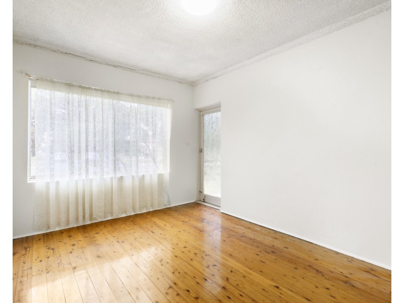 1/34 Treves Street, Merrylands NSW 2160