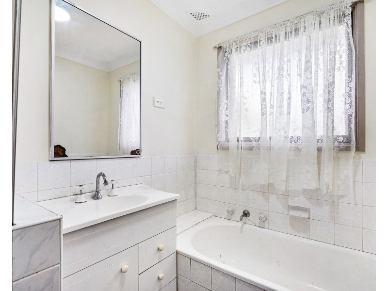 33 Lancelot Street, Blacktown NSW 2148