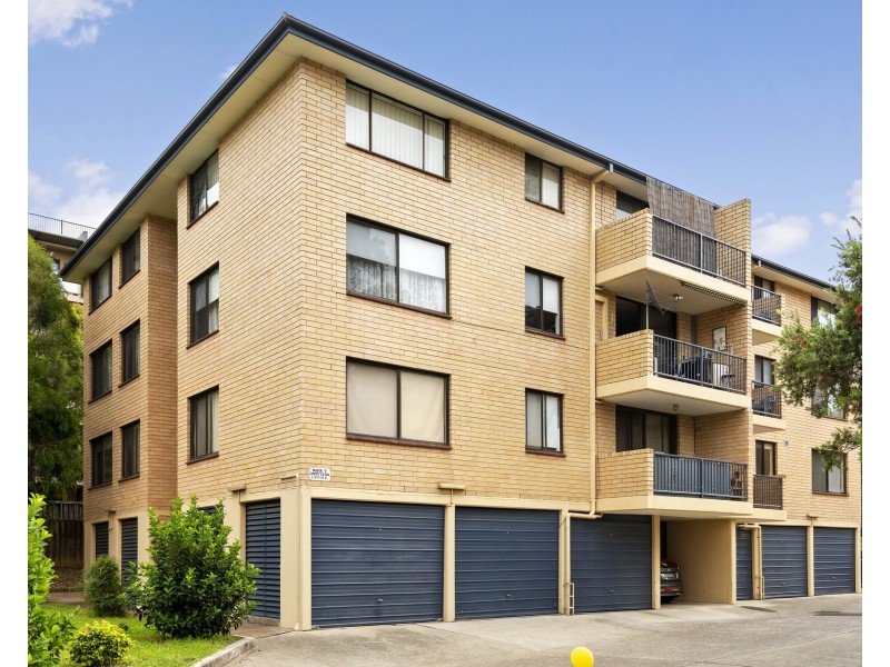 75/5 Griffiths Street, Blacktown NSW 2148