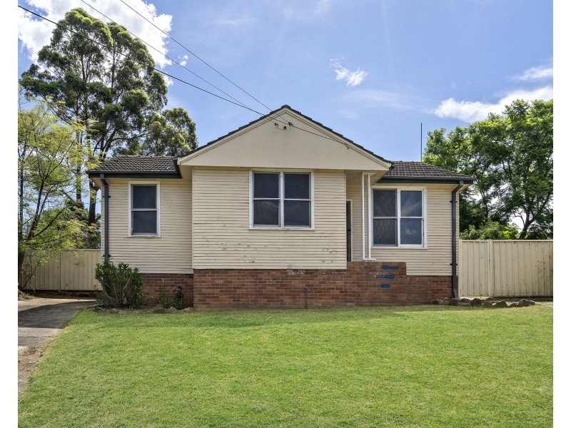 10 Ennis Place, Lalor Park NSW 2147
