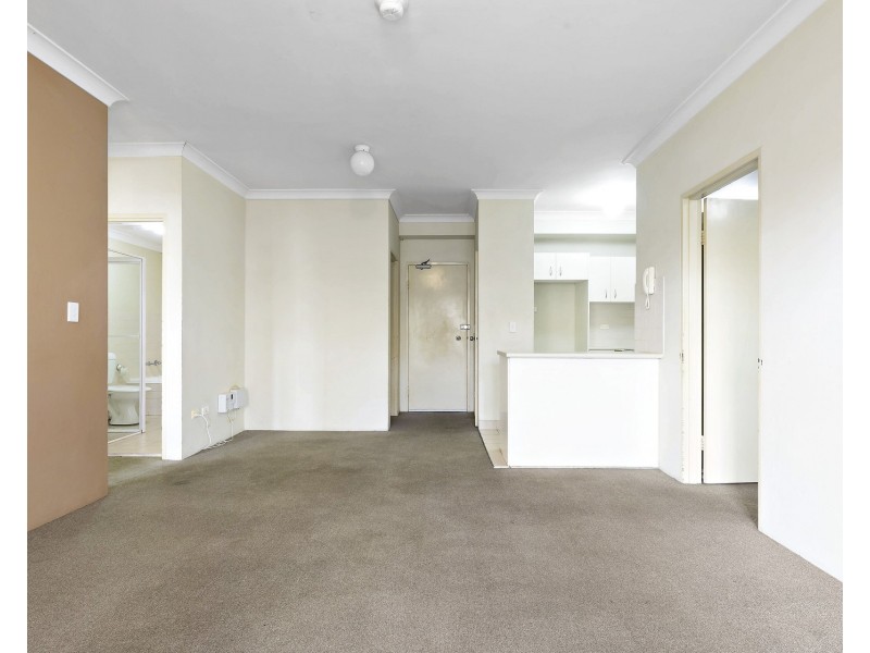 22/11-13 Fourth Avenue, Blacktown NSW 2148