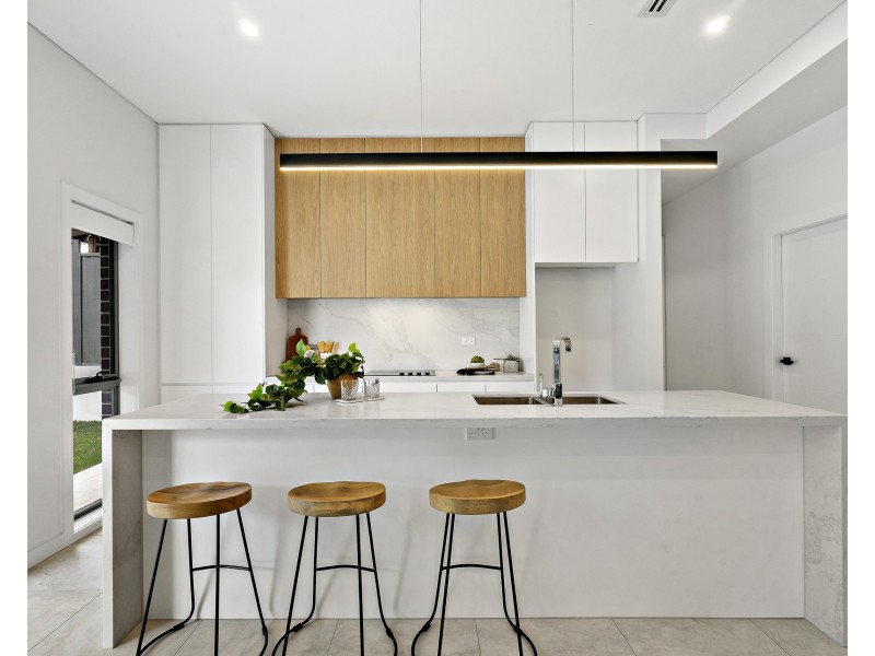 12 Phillip Street, Seven Hills NSW 2147