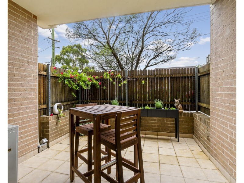 1/2 Fifth Avenue, Blacktown NSW 2148