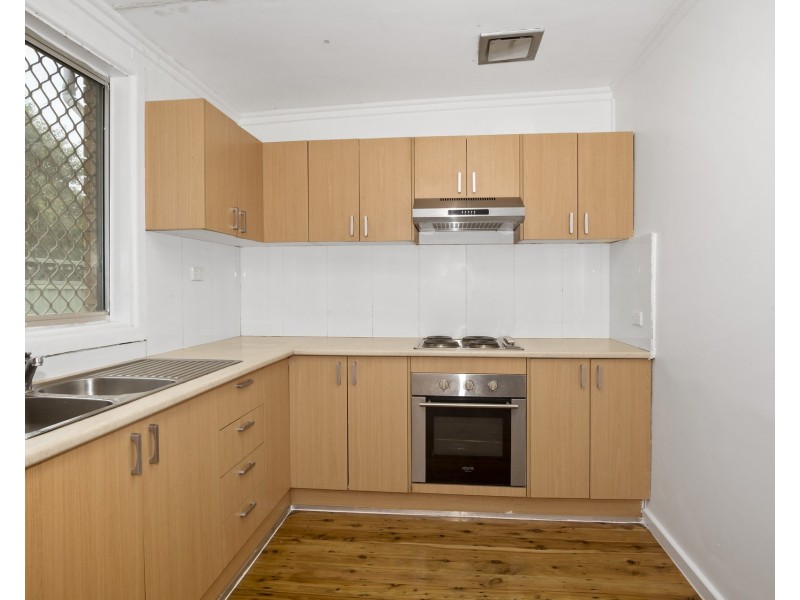 21 Douglas Road, Quakers Hill NSW 2763