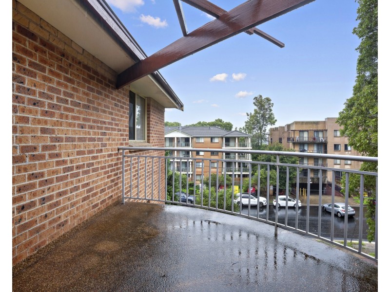 25/8-10 Fourth Avenue, Blacktown NSW 2148