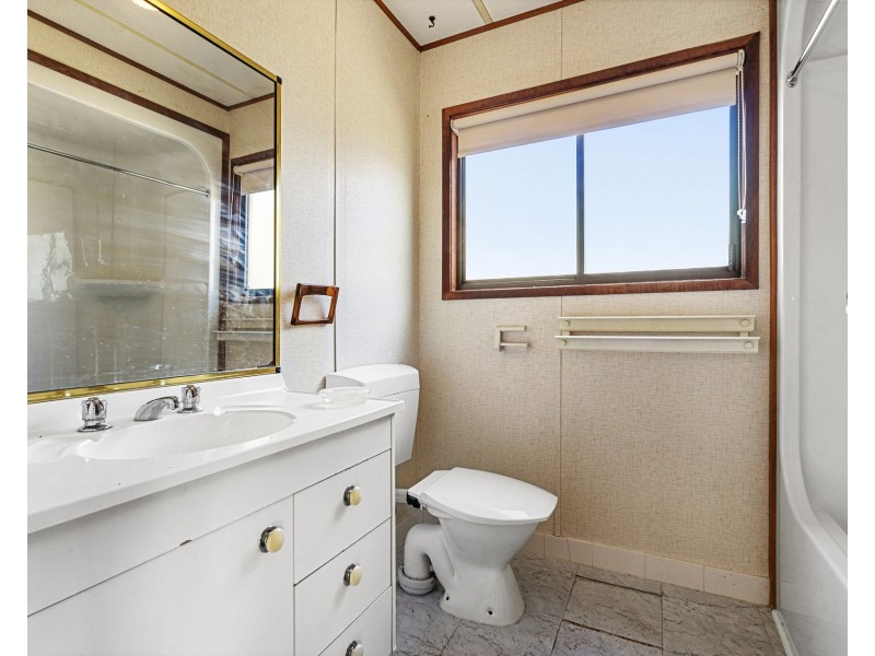 21 Edgeware Road, Prospect NSW 2148