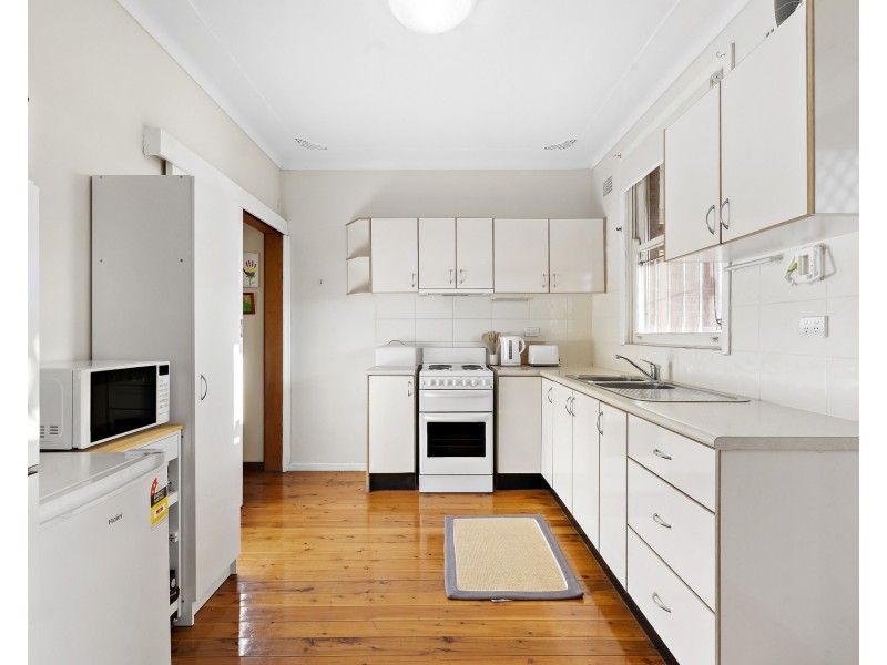 2 Surrey Street, Blacktown NSW 2148