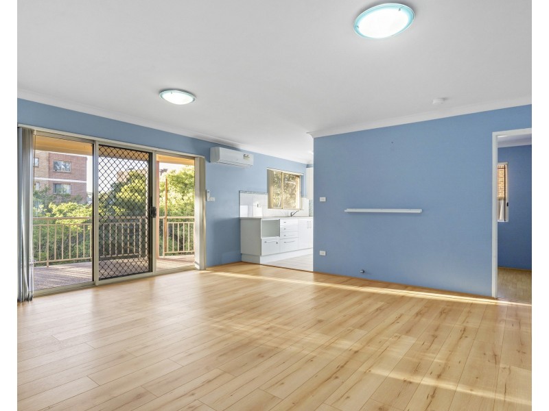 15/8-10 Fourth Avenue, Blacktown NSW 2148