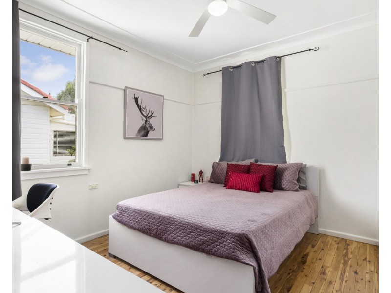 8 Adams Crescent, St Marys NSW 2760