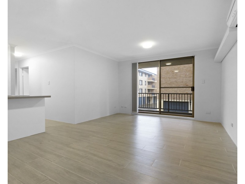 27/7 Griffiths Street, Blacktown NSW 2148