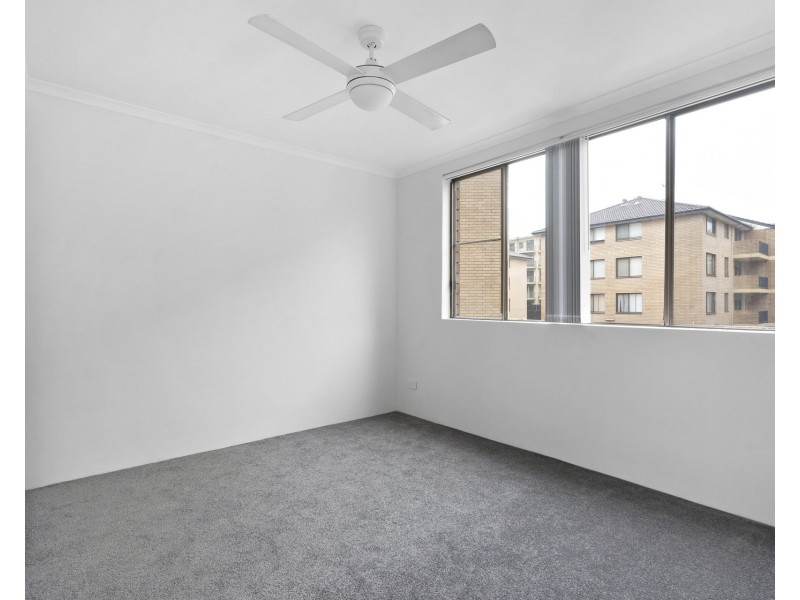 27/7 Griffiths Street, Blacktown NSW 2148