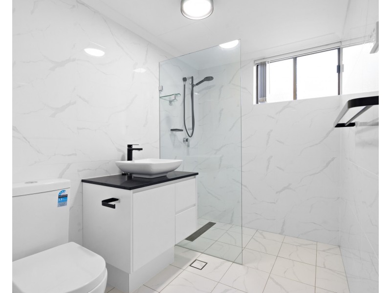 27/7 Griffiths Street, Blacktown NSW 2148