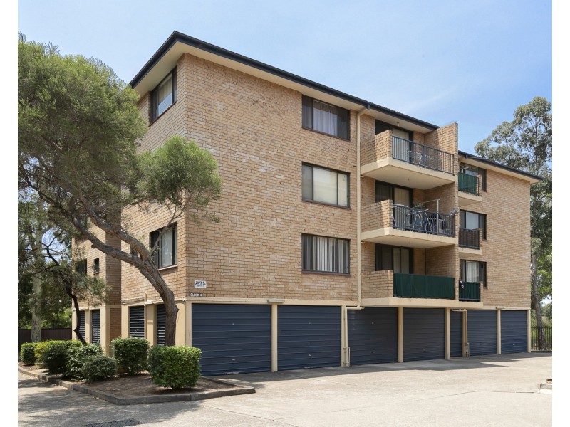 27/7 Griffiths Street, Blacktown NSW 2148