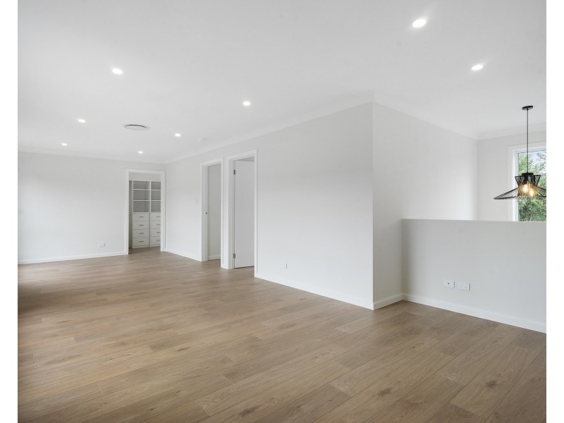 81 Federal Road, Seven Hills NSW 2147