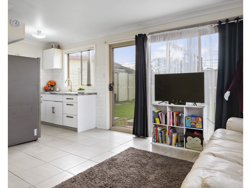 25 & 25a Burnie Street, Blacktown NSW 2148