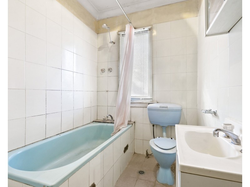 35 Pank Parade, Blacktown NSW 2148