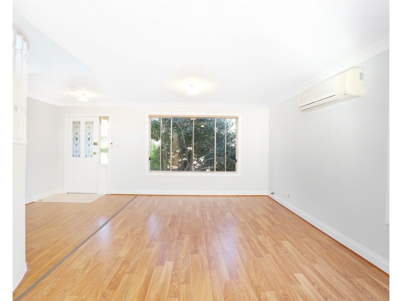 8 Medici Place, Glenwood NSW 2768