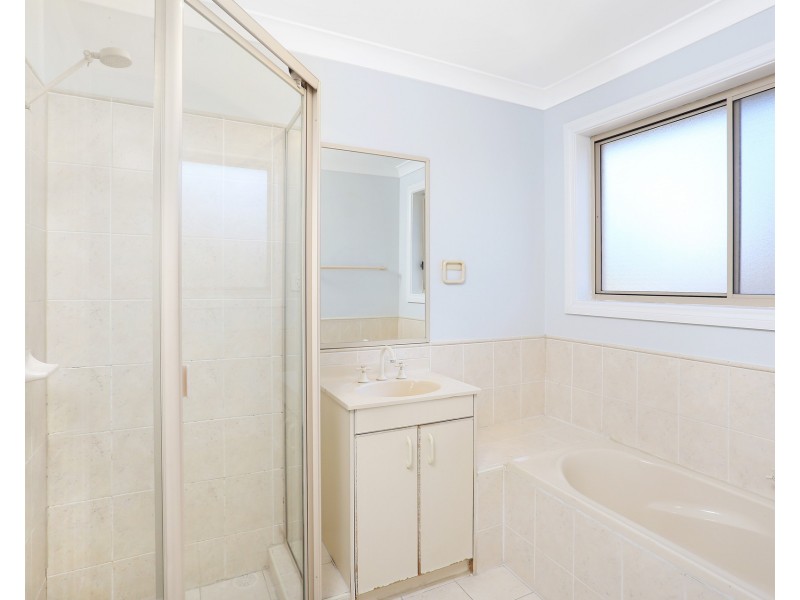 8 Medici Place, Glenwood NSW 2768