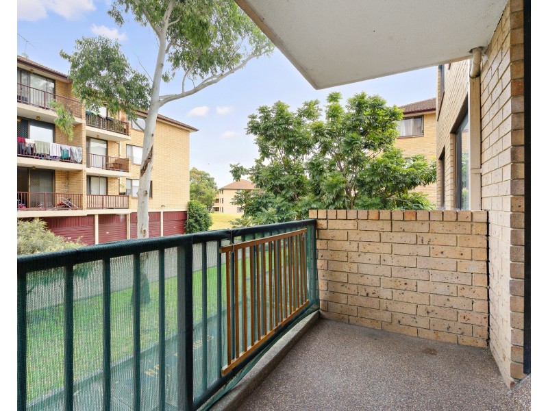 14/26 Mantaka Street, Blacktown NSW 2148