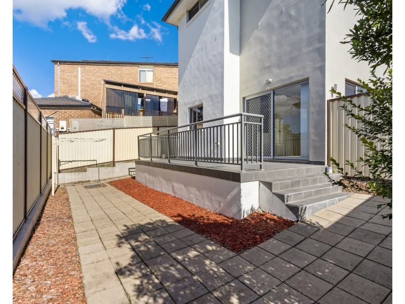 2C Derwent Parade, Blacktown NSW 2148