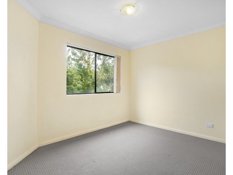 2/23 Bruce Street, Blacktown NSW 2148