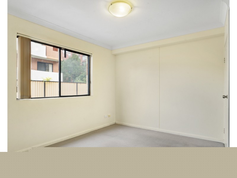 2/23 Bruce Street, Blacktown NSW 2148