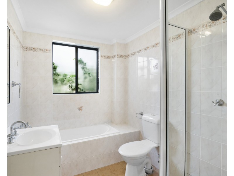 2/23 Bruce Street, Blacktown NSW 2148