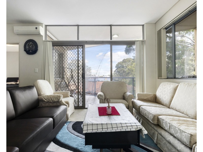 29/2 Bruce Street, Blacktown NSW 2148