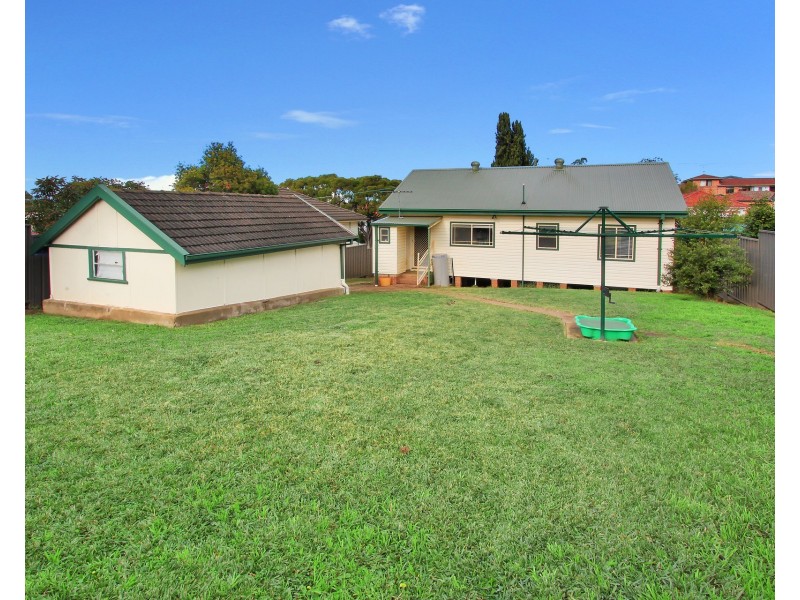 11 Malcolm Street, Blacktown NSW 2148