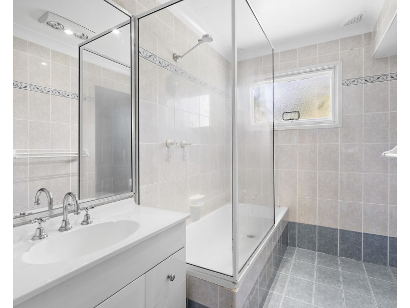 8 Harrod Street, Prospect NSW 2148