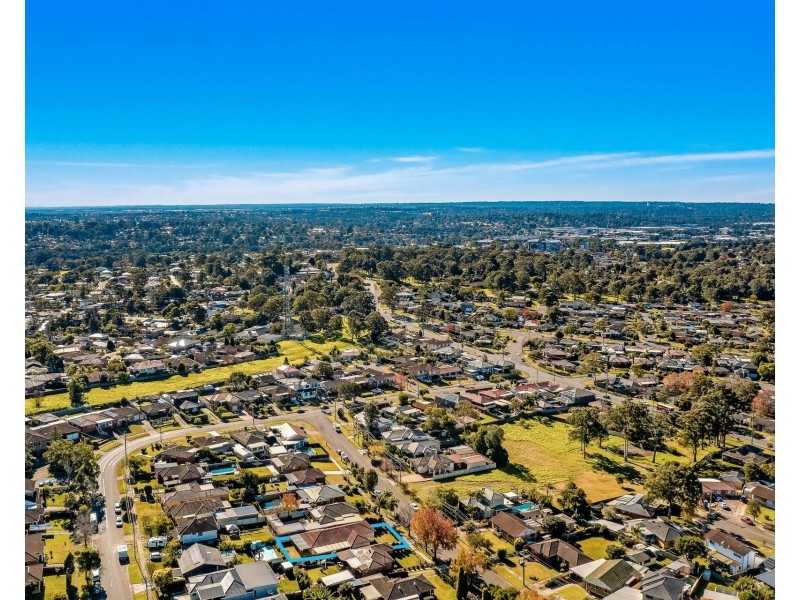43 Myuna Crescent, Seven Hills NSW 2147
