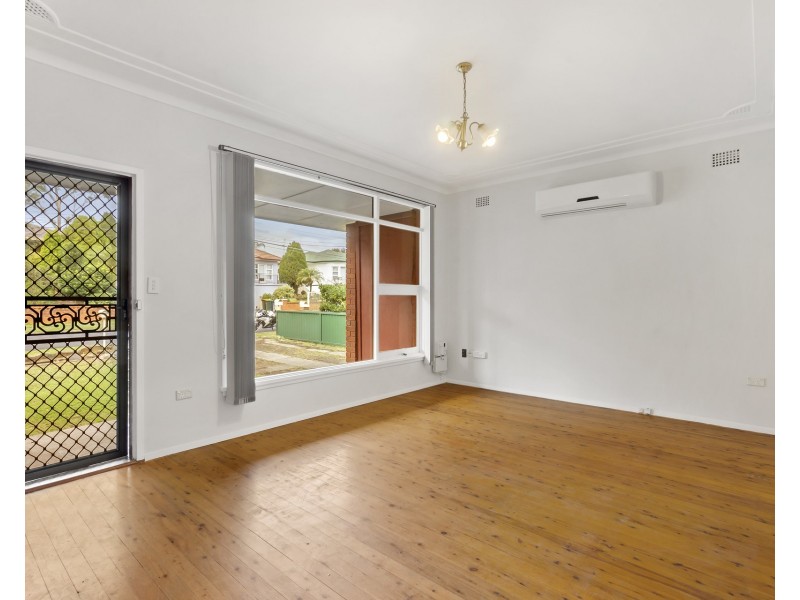 32 Kirkman Road, Blacktown NSW 2148