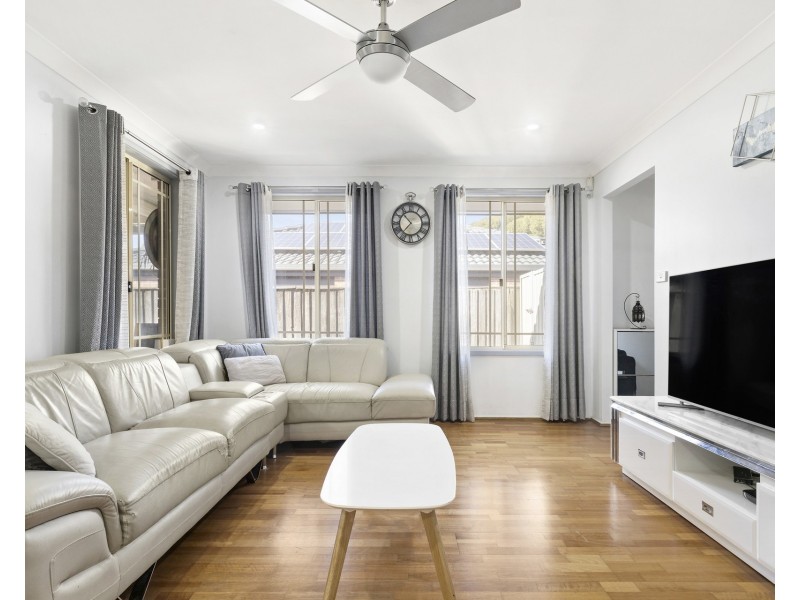 8 Brickfield Place, Blacktown NSW 2148