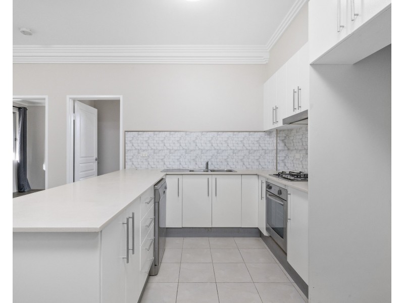 8/2-6 Bruce Street, Blacktown NSW 2148