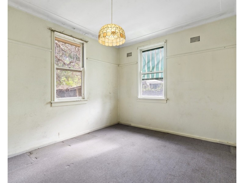 6 Lowry Road, Lalor Park NSW 2147