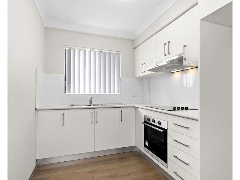 8/21-23 Devitt Street, Blacktown NSW 2148