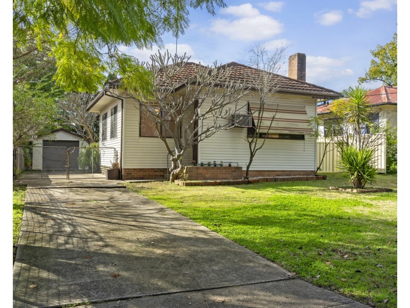 7 Fifth Avenue, Seven Hills NSW 2147