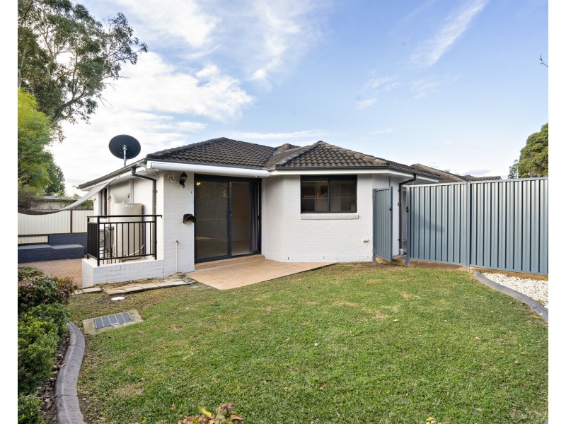 2/35 Normac Road, Girraween NSW 2145