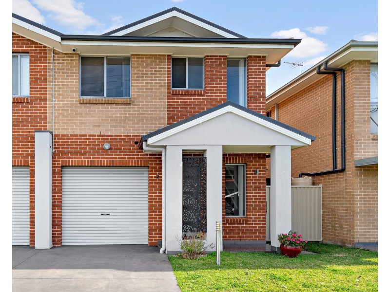2/33 Railway Road, Quakers Hill NSW 2763
