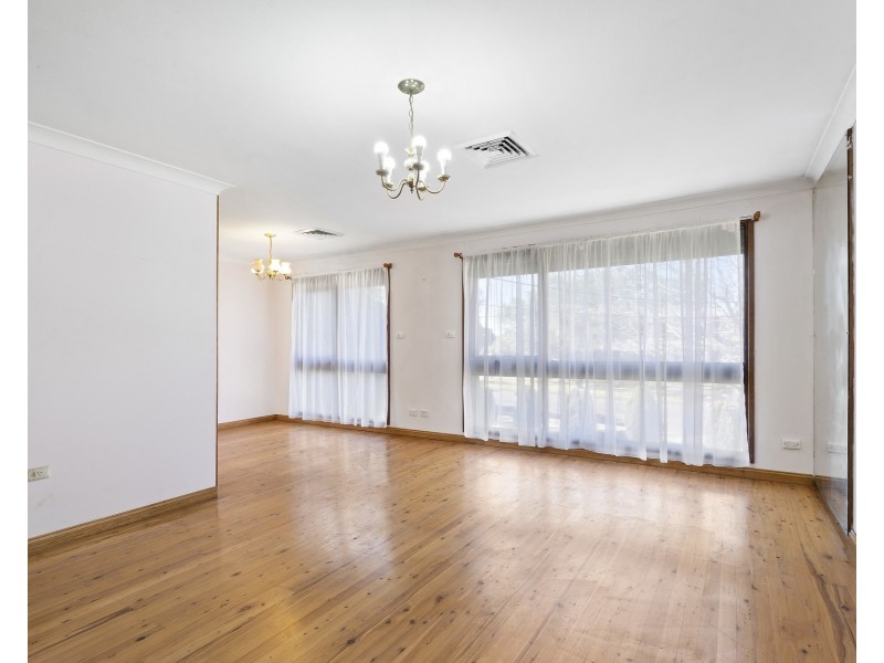 43 Myuna Crescent, Seven Hills NSW 2147