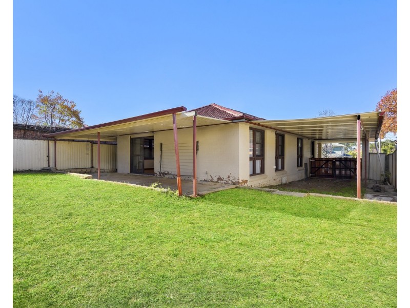 43 Myuna Crescent, Seven Hills NSW 2147