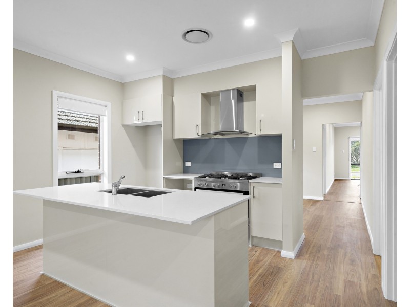 36 Scott Street, Toongabbie NSW 2146