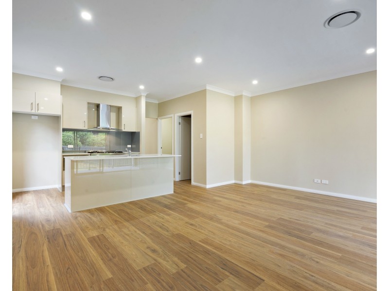 36 Scott Street, Toongabbie NSW 2146